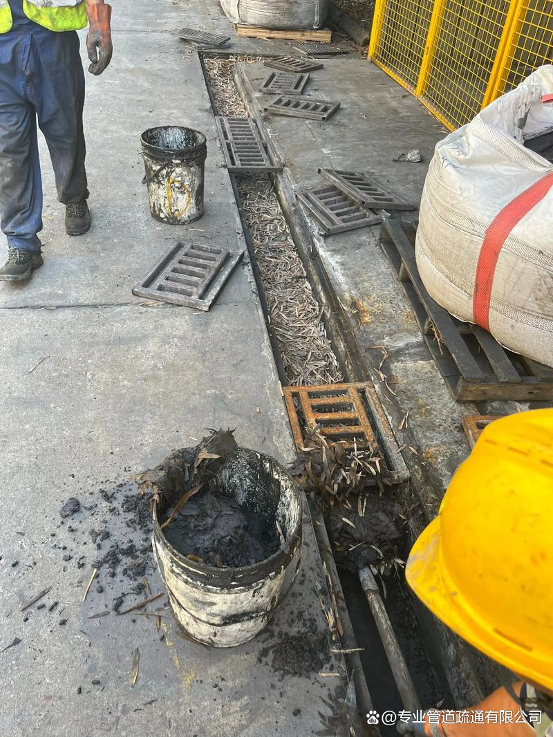 岳麓大连市甘井子区30分钟上门 管道疏通防水补漏汇总